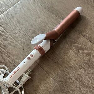 Conair curling iron
